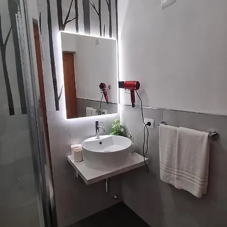 Artemide 3*