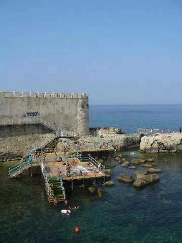 Artemide Pensión Syracuse