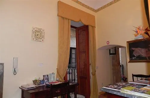 Artemide Pensión Syracuse